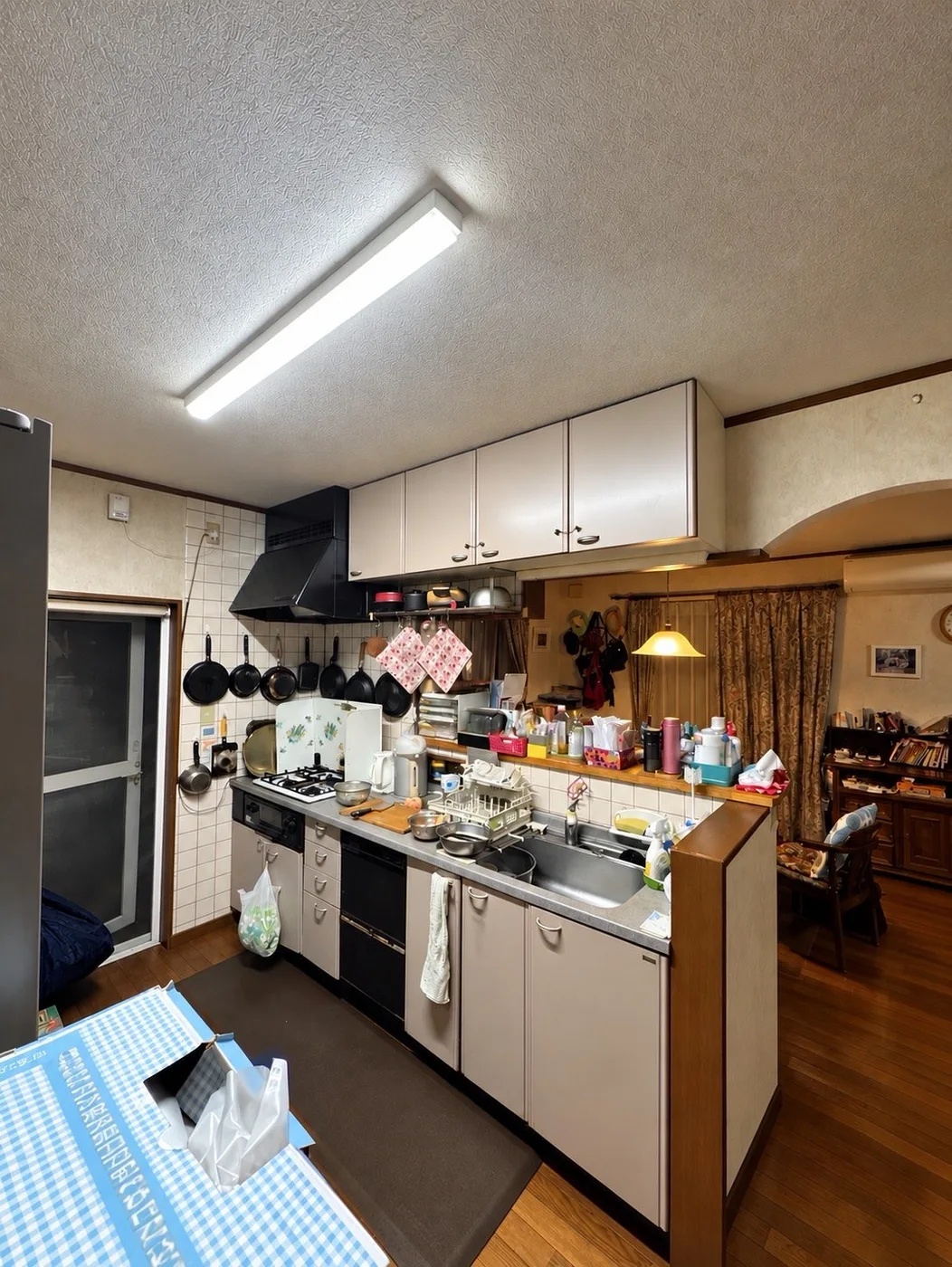 キッチン交換の施工前